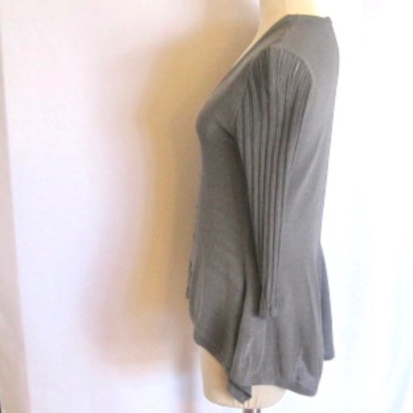 Laurel By Escada 2 PCS Knit Twin Set - Picture 2 of 9